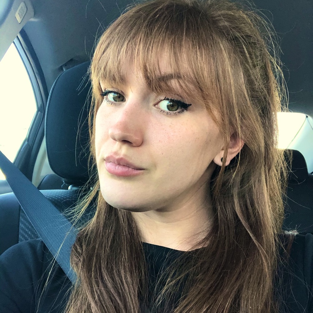 Meet your Posher, Camille